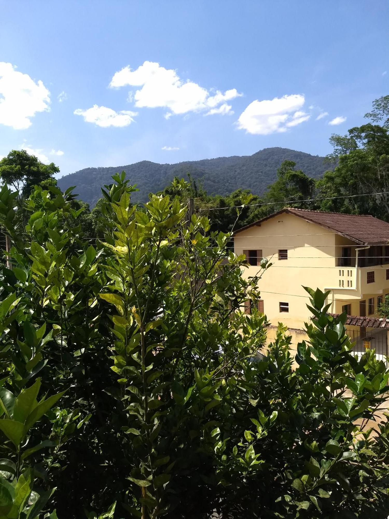 Casa De Aluguel